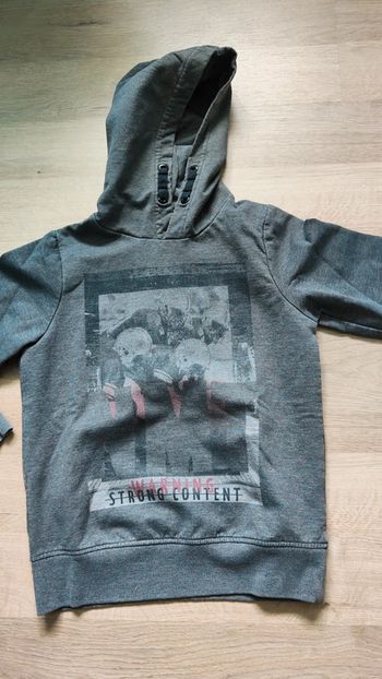 Pull à capuche