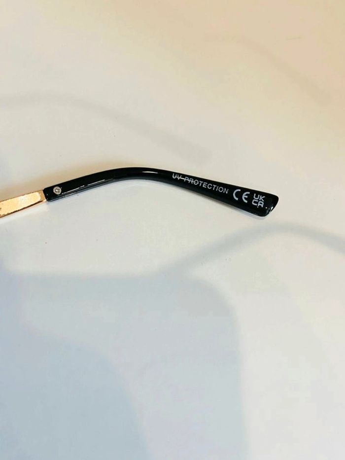 Lunette de soleil moxte dorée verres bleus dégradés UV protection catégorie 2 - photo numéro 11