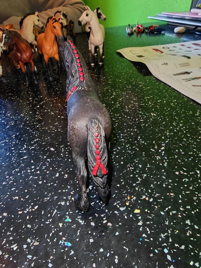 Jument frisonne schleich - photo numéro 2