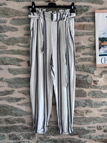 Pantalon bershka taille 36