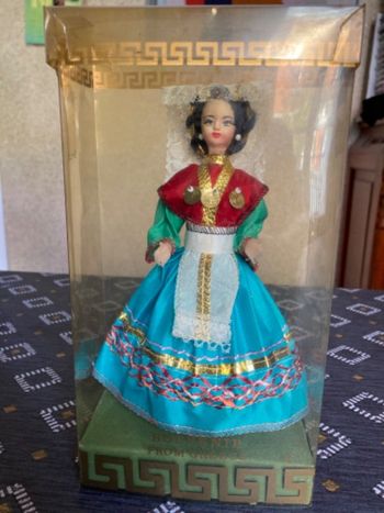 Poupée de collection (Grèce)