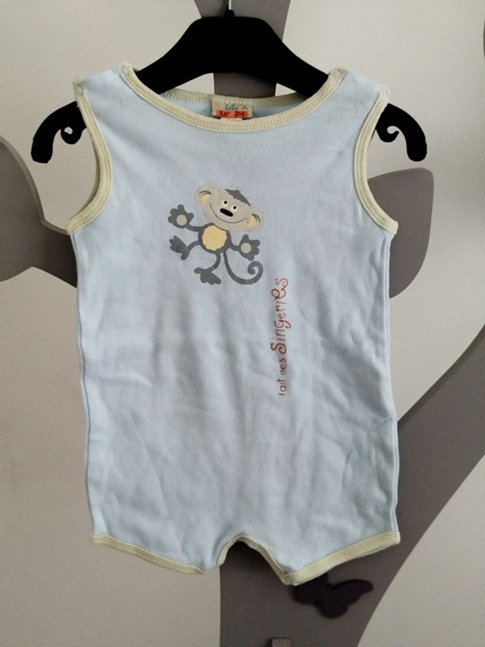 Combishort bleu clair Wapi taille 6 mois