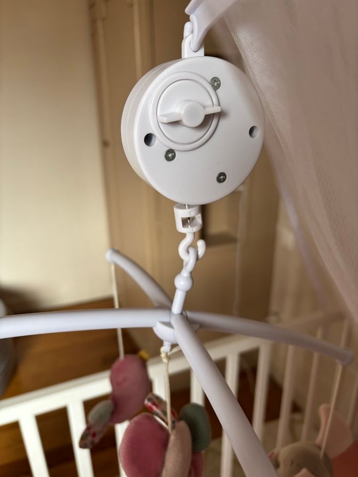 Tour de lit Verbaudet et mobile musical Nattou - photo numéro 8
