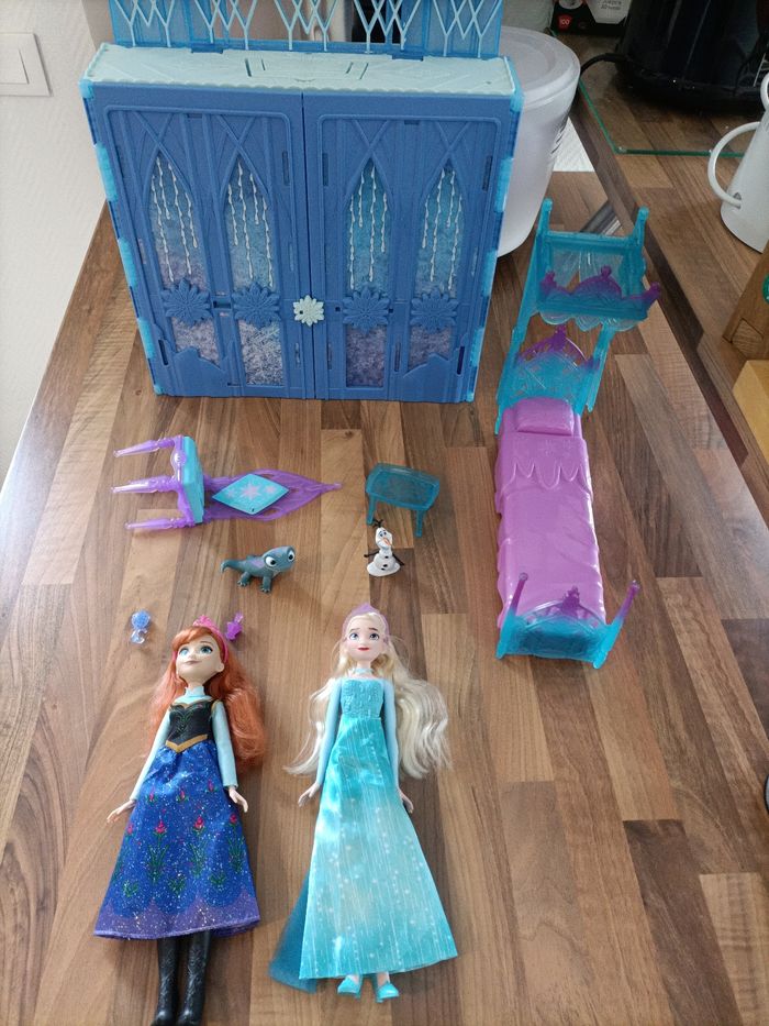 Palais des glaces Reine des Neiges - Château Arendelle -Elsa, Anna,Olaf, Bruni - photo numéro 6