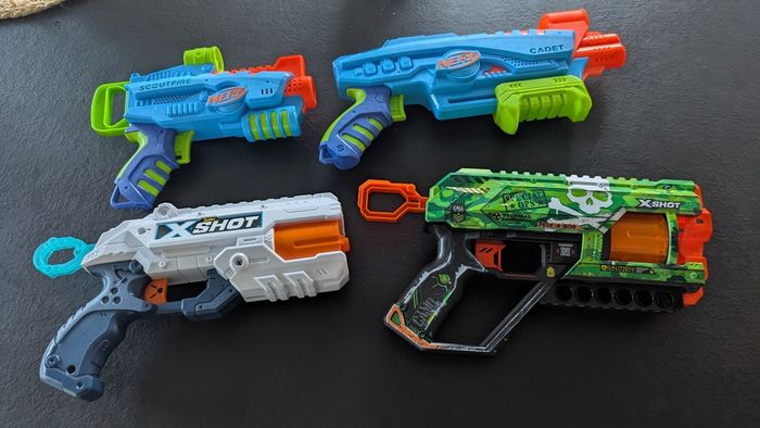 Lot de pistolets Nerf