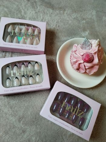 Lot de 3 sets de press on nails NAILZ 