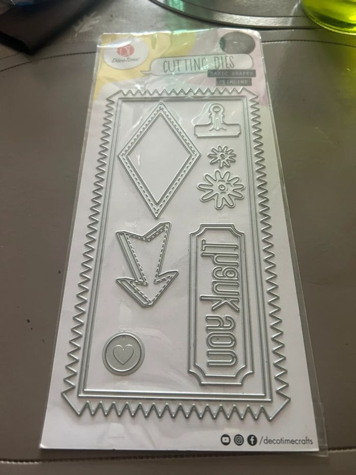 Dies slime neufs Décotime