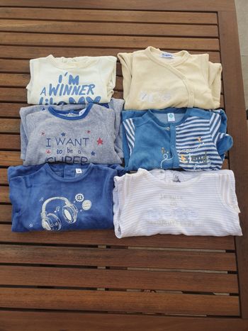Lot de pyjamas 
