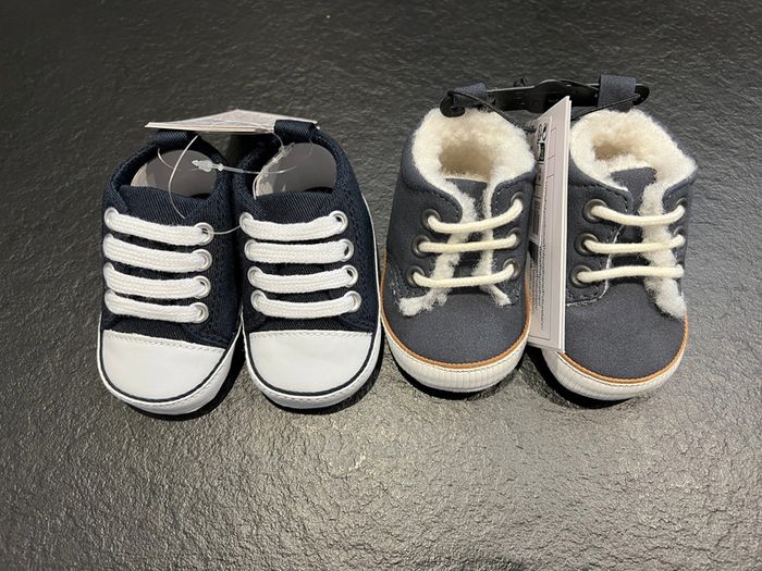 Lot 2 paires de chaussons