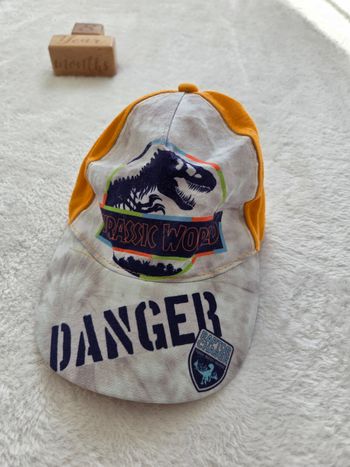 Casquette dinosaure