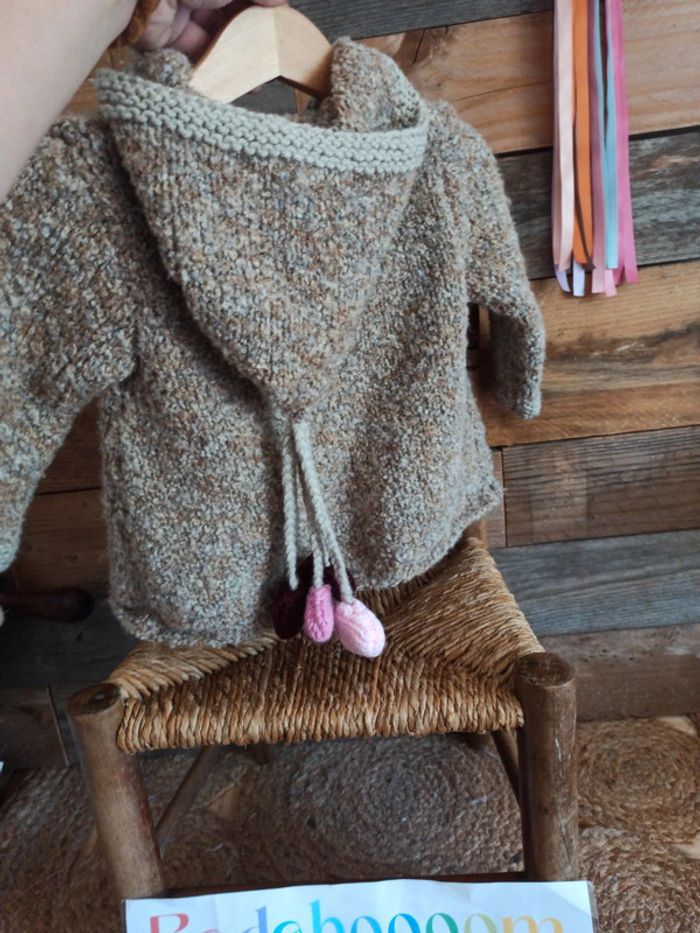 Gilet fille fait main 6 mois tbe - photo numéro 5