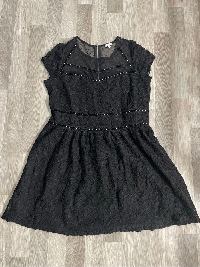 Robe noire