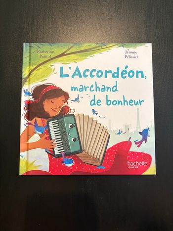 Livre Macdo -  L’accordéon, marchand de bonheur