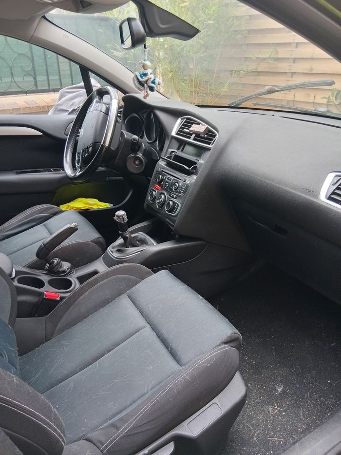 Voiture C4 desiel - photo numéro 7