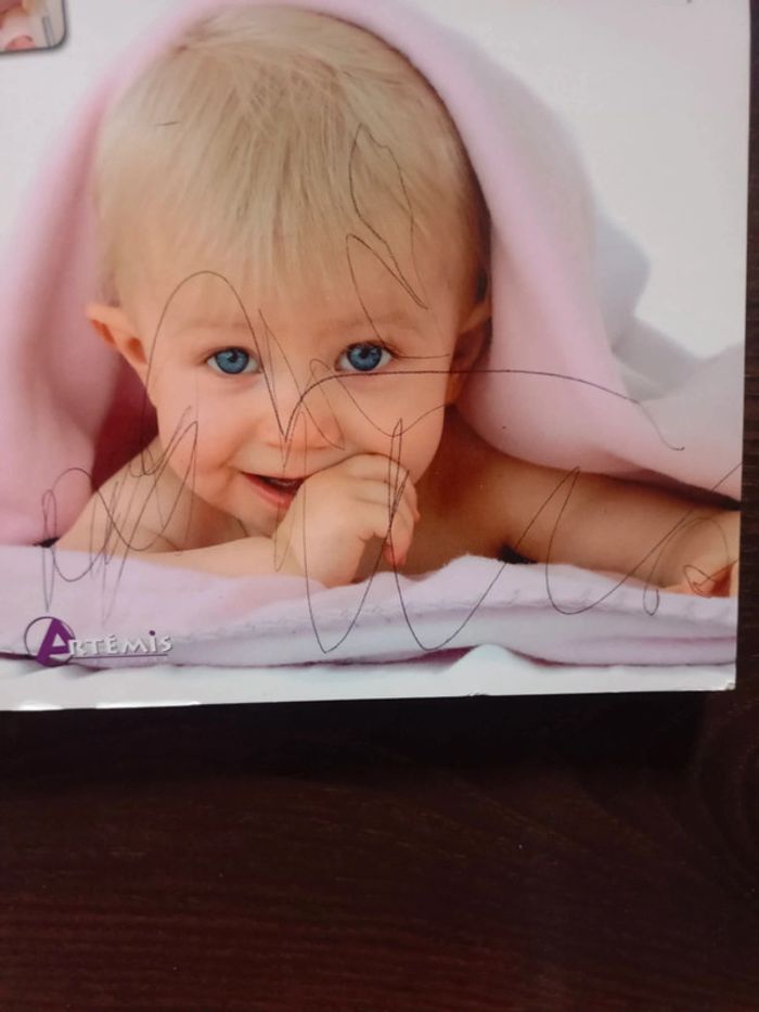 Livre de langage secret des bébés - photo numéro 3