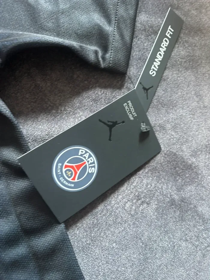 Maillot Jordan PSG 2019/20 Stadium Fourth authentique Enfant Taille S – Neuf avec étiquette - photo numéro 18