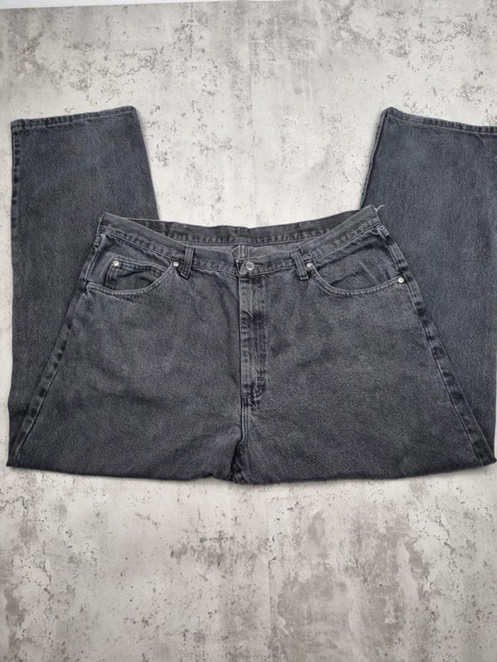 Jean Wrangler noir Taille 40x30 (mesures en photos) - photo numéro 2