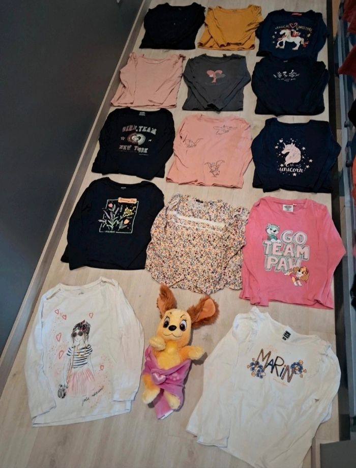 Lot de t-shirts à manches longues neufs 6ans fille