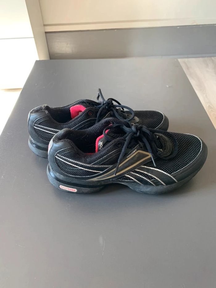 Basket noir et rouge homme taille 39 - photo numéro 4