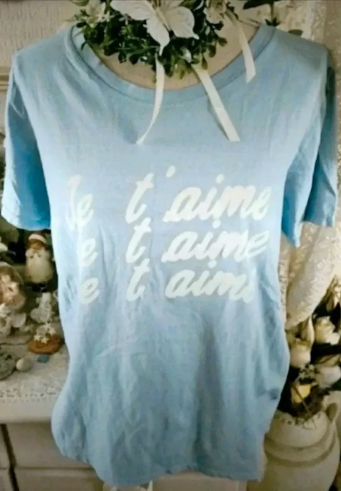 T-shirt bleu ciel "Je t’aime" Miss Stephy Taille 40/42 Neuf - photo numéro 4