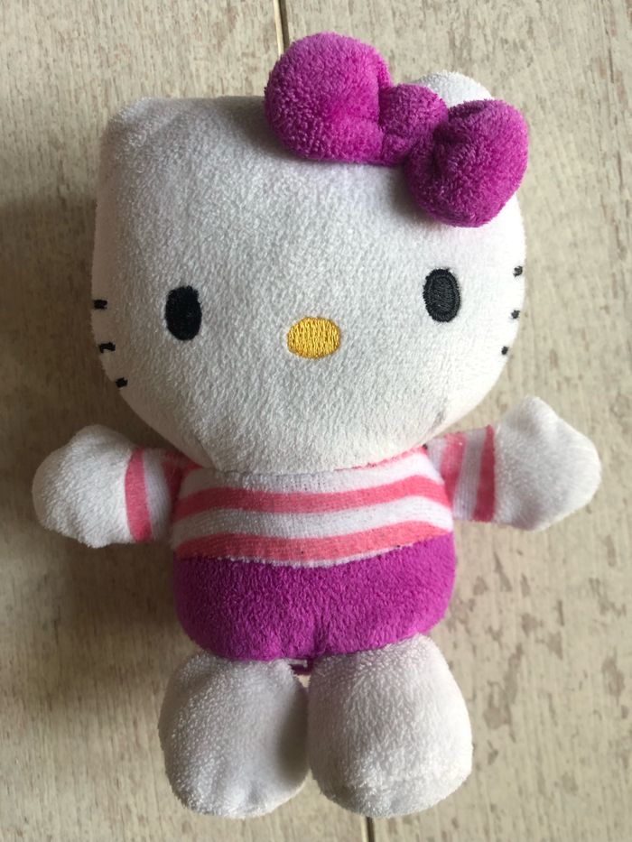 Peluche Hello Kitty - Duo - photo numéro 5