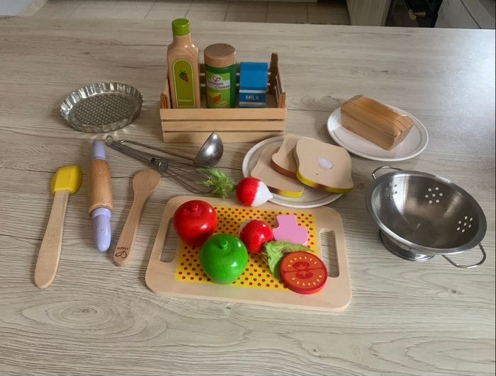 Dînette et nourriture en bois et métal pour enfant - photo numéro 3