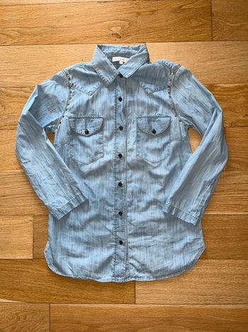 Chemise Sandro effet jean avec détails cloutés – Taille 1 (équiv. S/M)