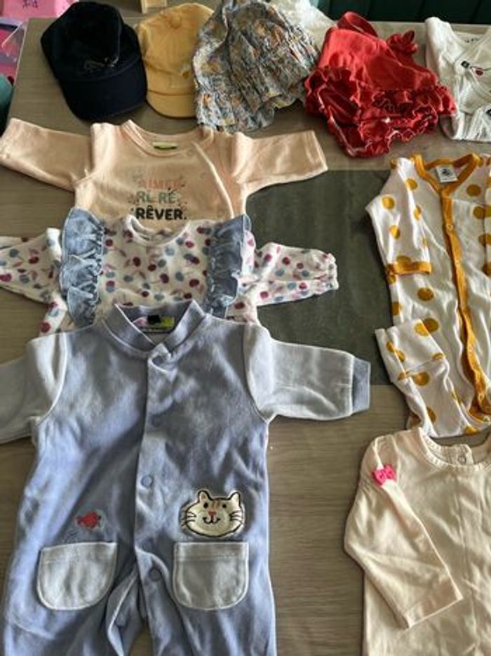 Lot de vêtements fille 1 mois - photo numéro 5