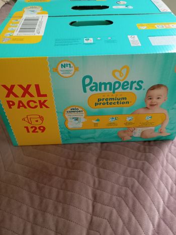 129  couches Pampers 3 age