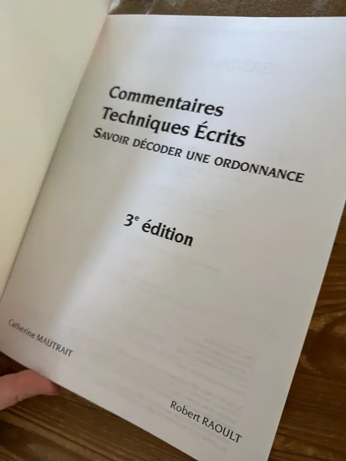 Livre commentaire technique, écrit, troisième édition - photo numéro 4