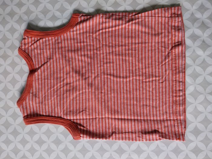 Débardeur garçon Okaïdi – 4 ans / 104 cm – très bon état - photo numéro 4