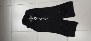 Gilet sans manche avec broderie à l'arrière