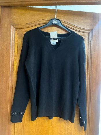 Pull noir Lewinger taille 3