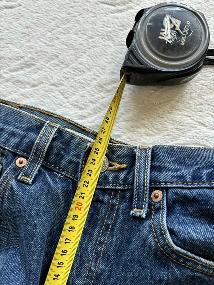 Jean Levi’s 550 femme Relaxed Fit Bleu stonewashed délavé Rare modèle US W27 L29 S/36 2000s - photo numéro 18