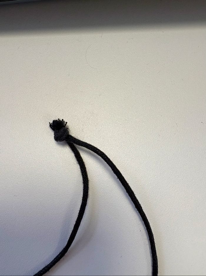 Collier cordon noir avec pendentif cercle en métal - photo numéro 3