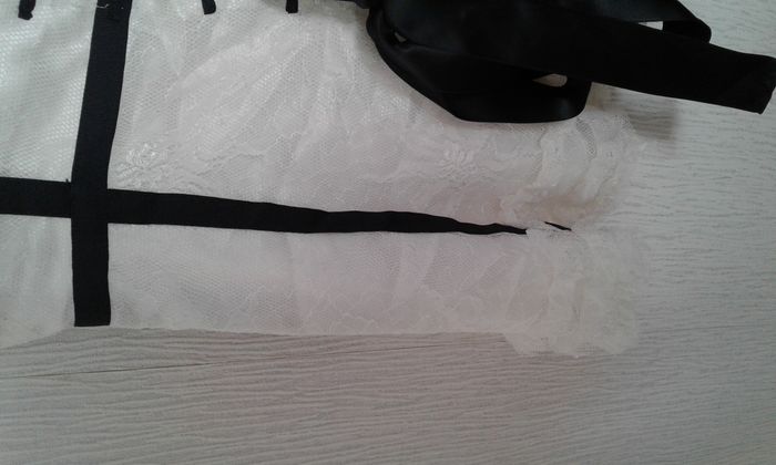 Bustier avec dentelle de taille 38 - photo numéro 3