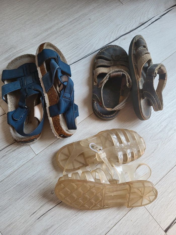Lot de 3 paires de sandales garçon p.28