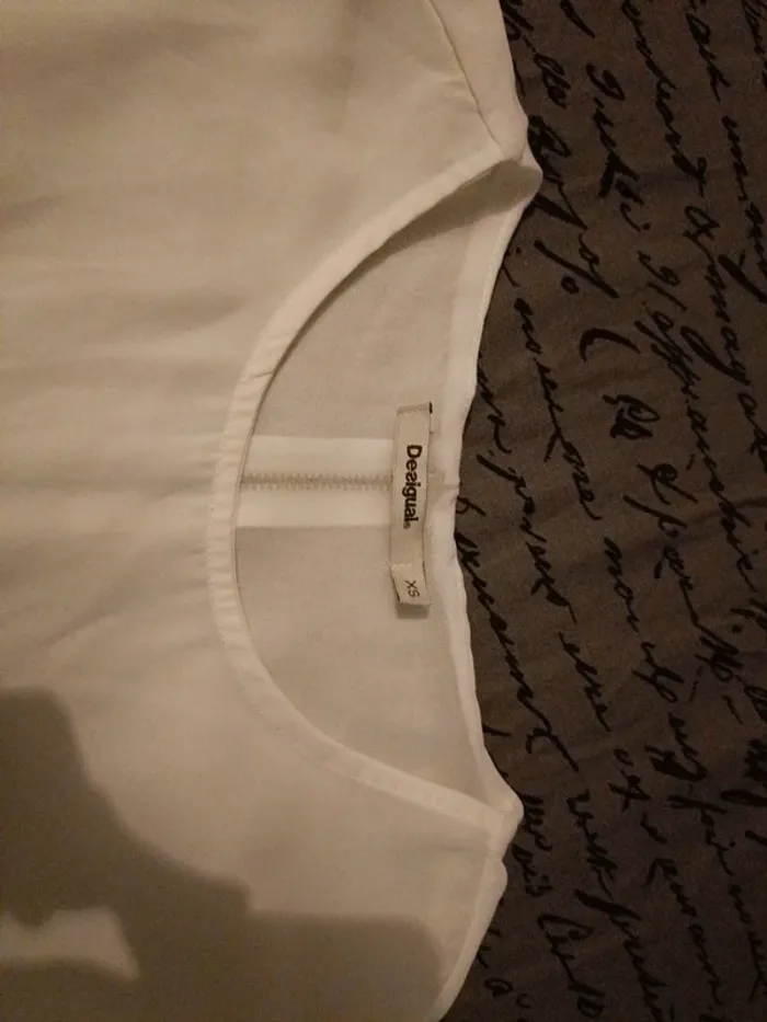 Haut Desigual xs - photo numéro 3