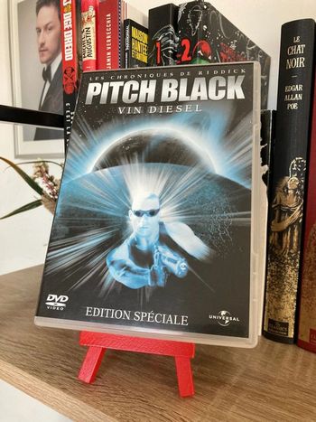 DVD film horreur / science fiction Pitch Black Vin Diesel