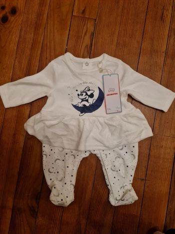 Pyjama minnie de chez orchestra taille 1 mois