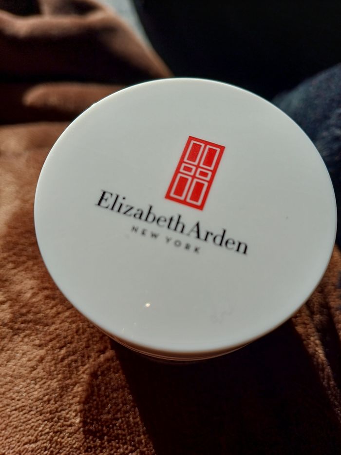 Soin de nuit Eight hour de Elizabeth Arden - photo numéro 2