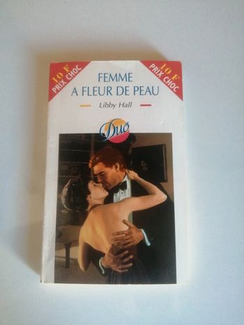 🌸Femme à fleur de peau de LIBBY Hall 🌸