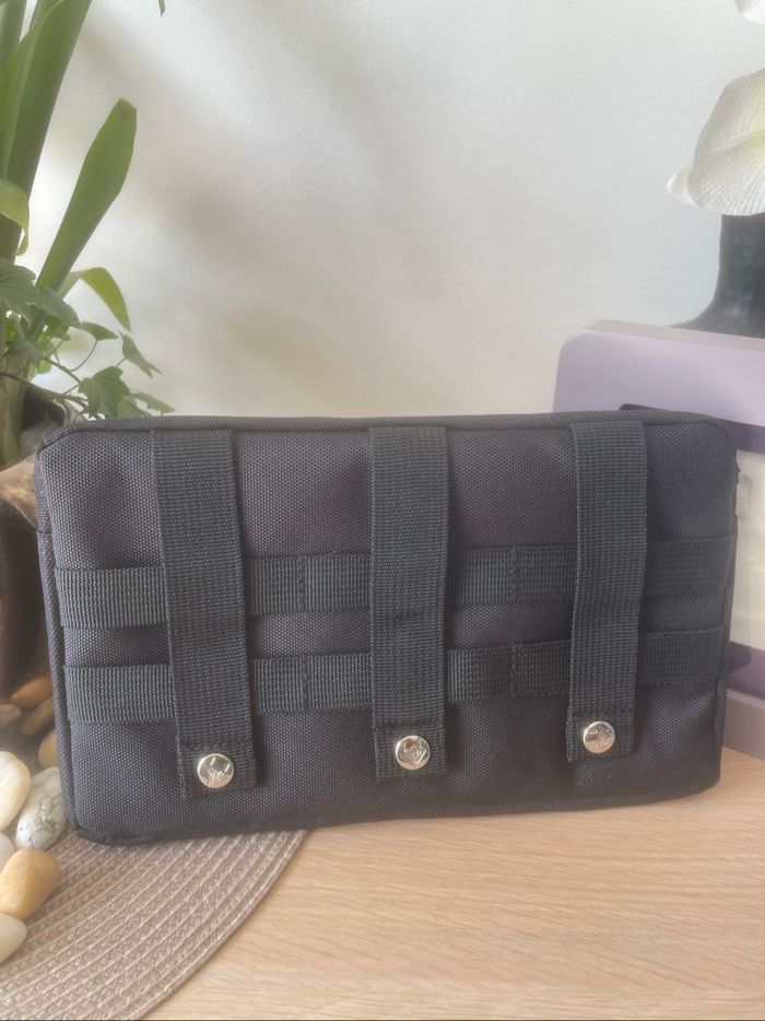 Pochette Cabaia neuve sans étiquette - photo numéro 2