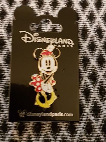 Pin's Minnie Disney