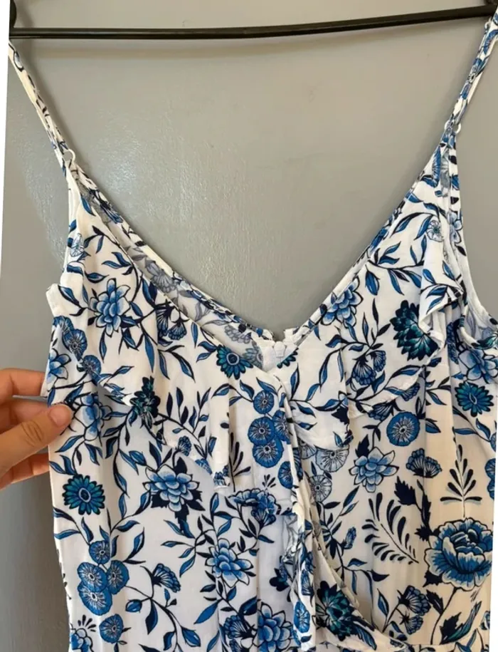 Combinaison bleue et blanche à fleurs taille M - photo numéro 3
