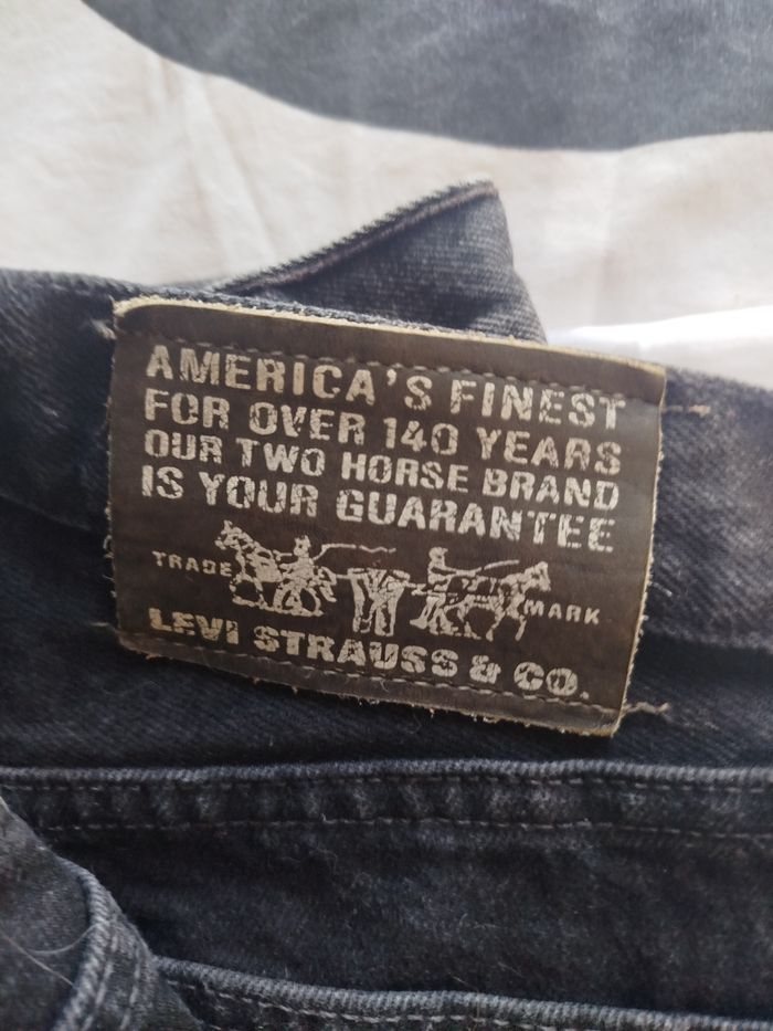 Jean Levis femme - photo numéro 2