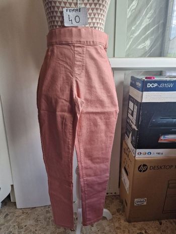 Jegging, rose, neuf, en coton/polyester/elasthanne, marque Denim&Co=7€