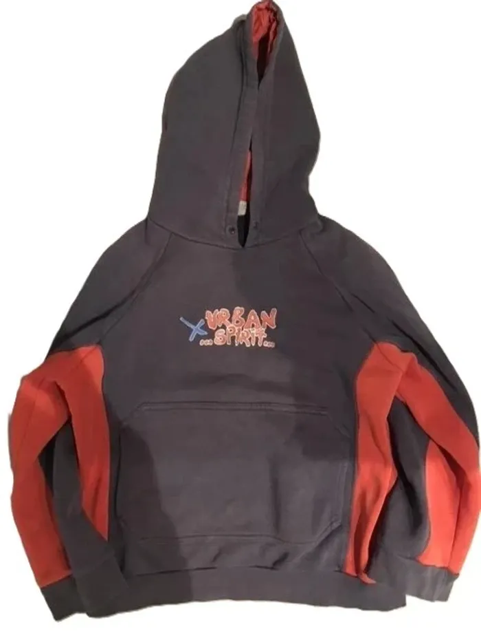 Sweat à capuche Urban Spirit – 10 ans / 140 cm – Gris & orange – Très bon état - photo numéro 2