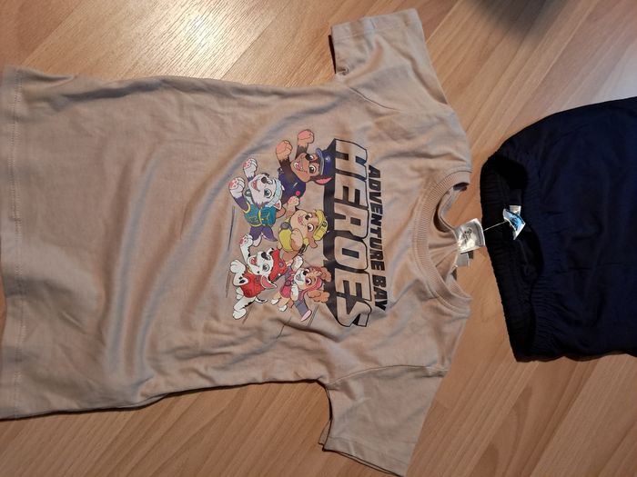 Lot de pyjama et 5 slips pat patrouille neuf 6ans - photo numéro 5