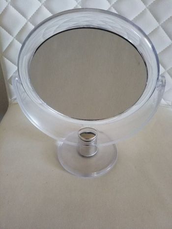 Miroir de table 2 faces dont 1 grossissant